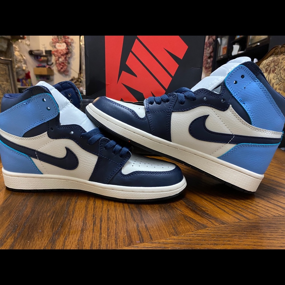Obsidian Jordan 1